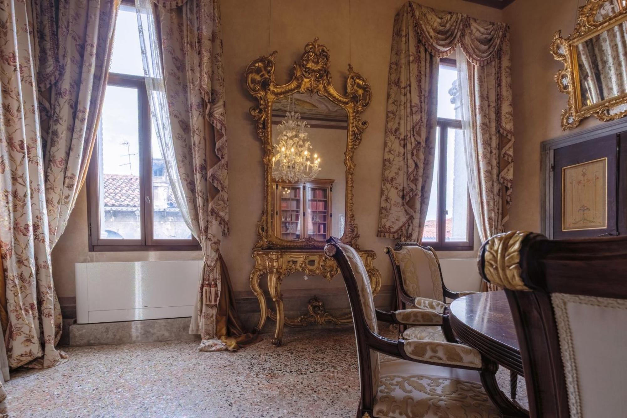 Palazzo Ca' Bernardo By Francesco Molon Hotel Венеция Екстериор снимка