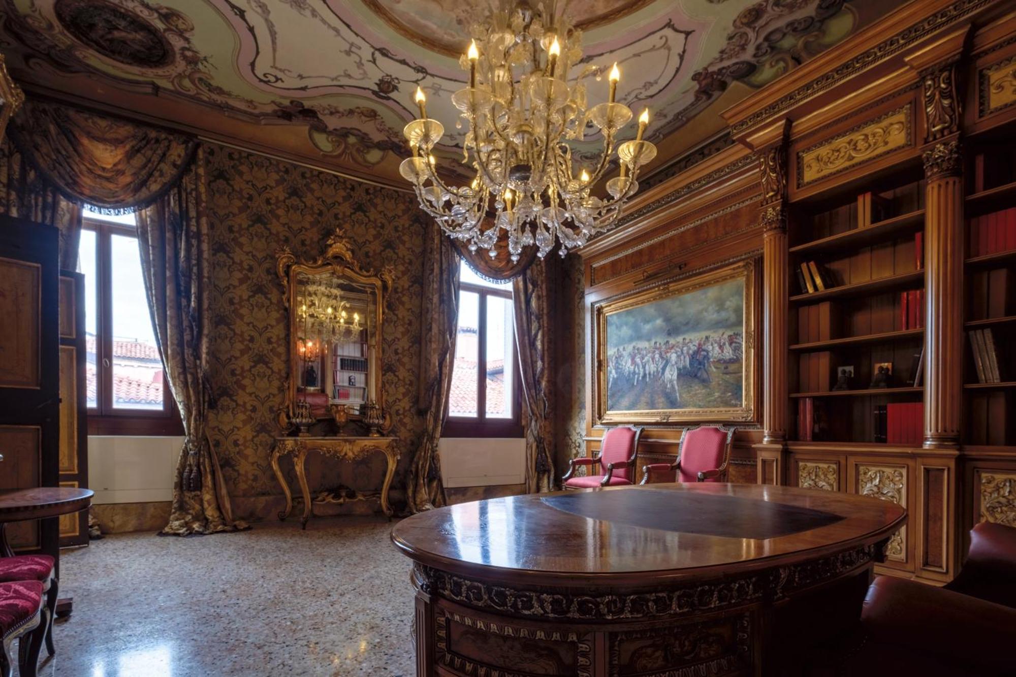 Palazzo Ca' Bernardo By Francesco Molon Hotel Венеция Екстериор снимка
