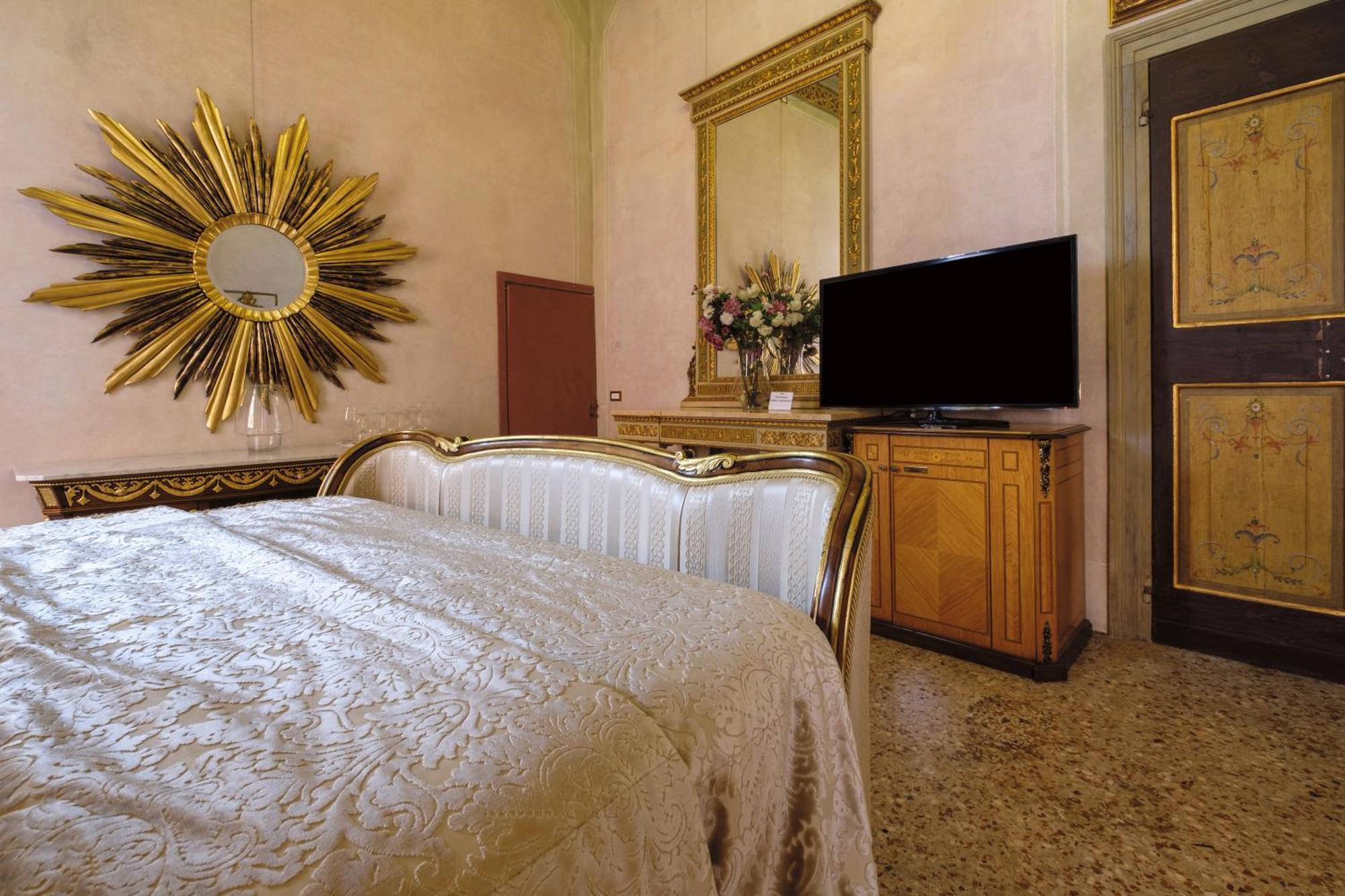 Palazzo Ca' Bernardo By Francesco Molon Hotel Венеция Екстериор снимка